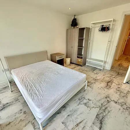 アパートホテル Deluxe Entire With 2x Bedrooms, 2x Bathrooms And A Big Living In The Olympic Park And Westfield At Stratford *
