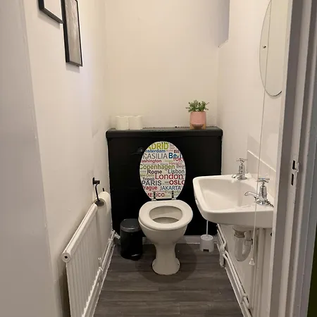 Holiday home Beautiful Cosy House 4 Mins To Camden Town Station - 1 Min To Camden Market *