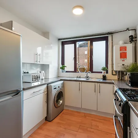 Beautiful Cosy House 4 Mins To Camden Town Station - 1 Min To Camden Market