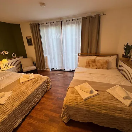 Holiday home Beautiful Cosy House 4 Mins To Camden Town Station - 1 Min To Camden Market *