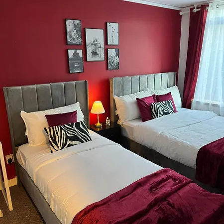 Beautiful Cosy House 4 Mins To Camden Town Station - 1 Min To Camden Market Holiday home