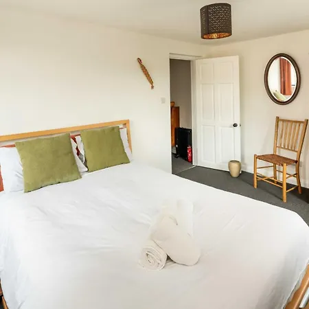Rustic 4bd Family Retreat In Leafy Leyton * London