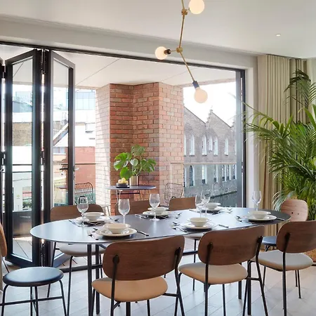 Design-led Serviced Apartments, Camden *