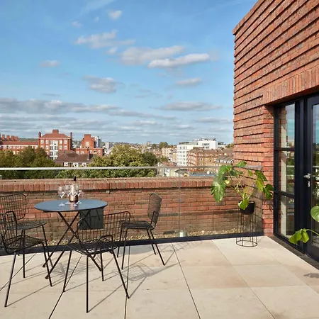 Design-led Serviced Apartments, Camden
