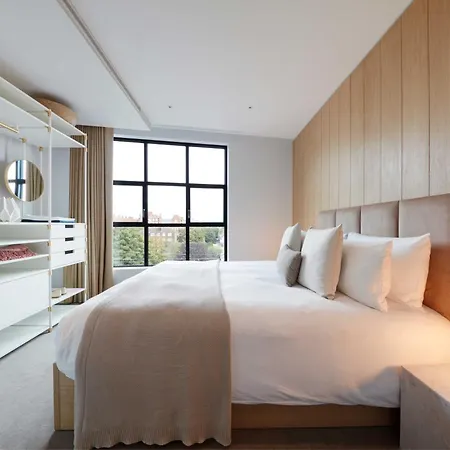Design-led Serviced Apartments, Camden *