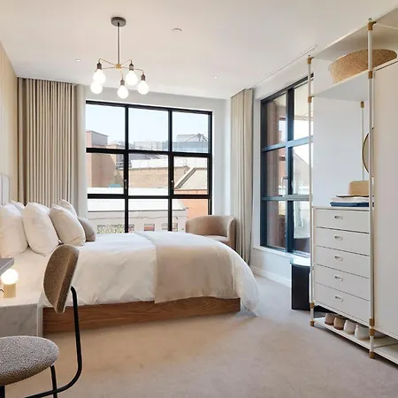 Design-led Serviced Apartments, Camden *