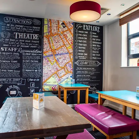 Yha Oxford Street Hostel *