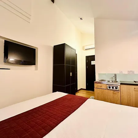 The Royale Chulan Hyde Park 3*