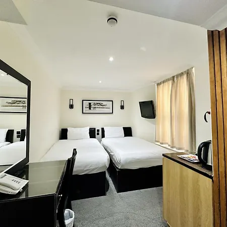 The Royale Chulan Hyde Park 3*