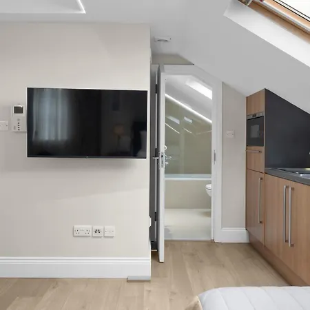 Апартаменты Cleveland Residences Russell Square