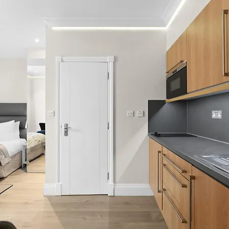 Апартаменты Cleveland Residences Russell Square Лондон