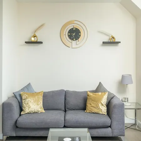 Station Loft * بروملي