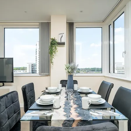 Station Loft بروملي