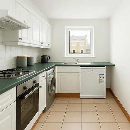 Modern Flat With Garden 3min Walk To Oval Station *