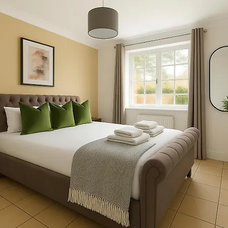 Modern Flat With Garden 3min Walk To Oval Station London
