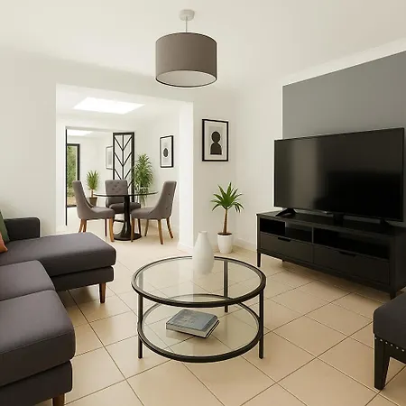 Modern Flat With Garden 3min Walk To Oval Station Apartment London