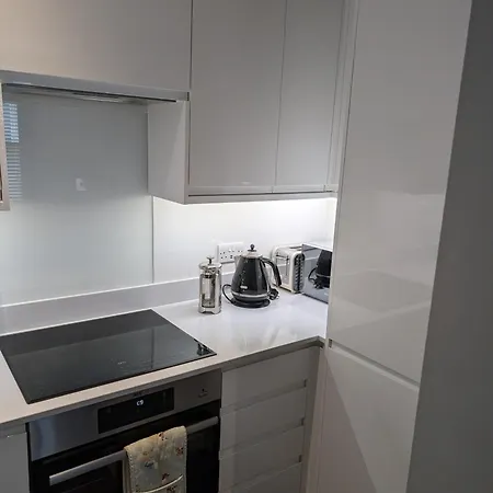 Beautiful 1 Bed Flat Fulham, Apartment