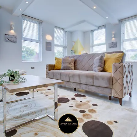 アパート Stylish 1 Bed By Livra Estate Short Lets & Serviced With Free Parking サットン