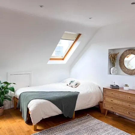 Guest house Zozy Happy Land