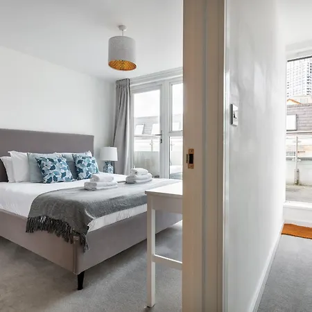 2 Bed 2 Bath Penthouse,terrace,london Eye,sleeps 6 アパート *