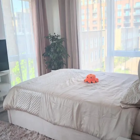 Luxury Living- Colindale Garden -double