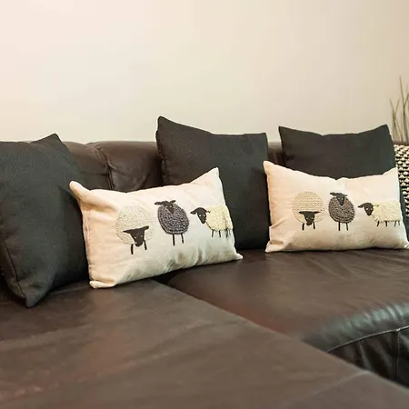 Homey And Secure - Wembley Stadium! Apartment *