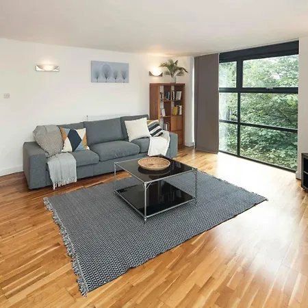 Superfast Broadband 2bd Flat Farringdon Apartment