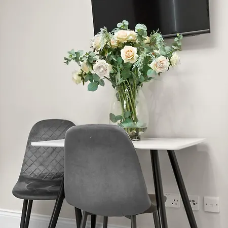 Cleveland Residences Russell Square * Лондон