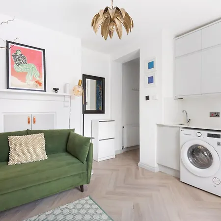 Cozy And Bright One Bed In Marylebone * Londen