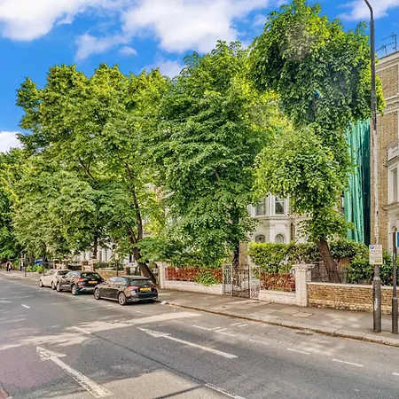 Сasa de vacaciones Charming 3br By Redcliffe Gdns Londres
