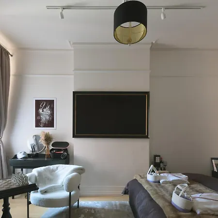 Apartment 22 Ravenson Kensington Exclusive Olympia Escape