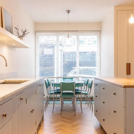 Apartment Mews House South Ken *