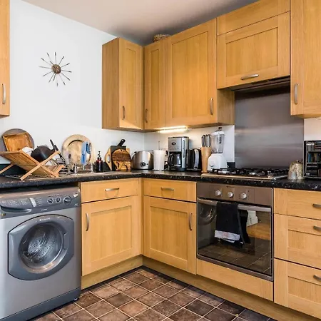 Apartment Delightful Moroccan Inspired Flat Hackney Sleeps 2