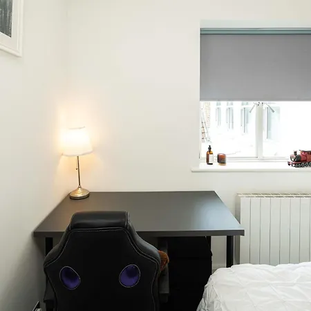 Charming Newly Refurb 2-bed 2-bath Entire With Ac Near Hyde Park, Paddington, Nottinghill And Kensington In Zone 1 Apartment