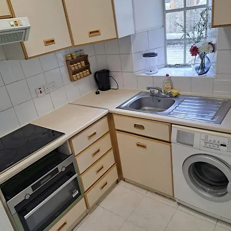 Apartment Lovely Standard One Bedroom *