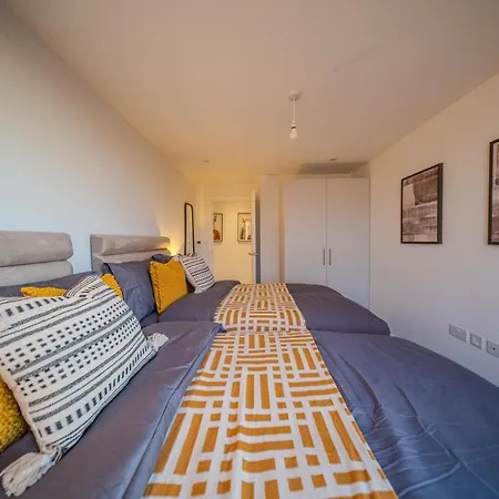 Luxury 3br Sleeps 10, & Park Views Apartamento *