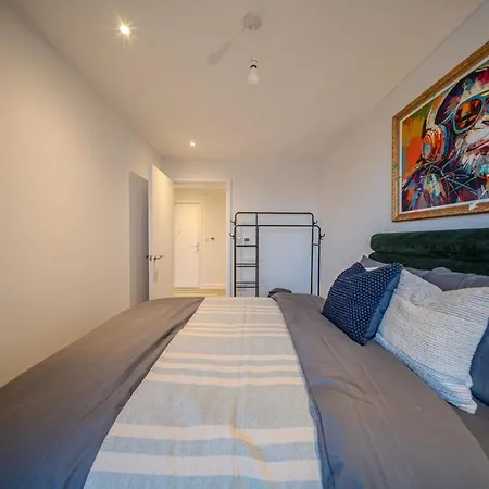 Luxury 3br Sleeps 10, & Park Views Apartamento