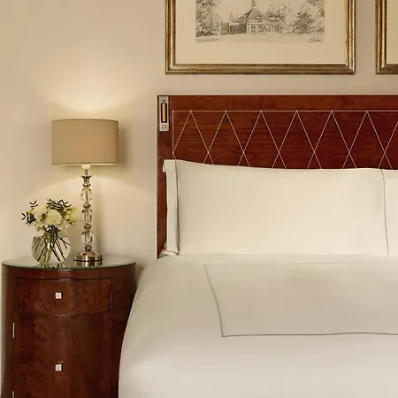 The Berkeley, Maybourne Hotel Londýn