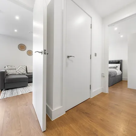 Stylish Nine Elms Vauxhall 1 Bedroom Appartamento Londra