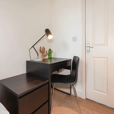 Apartament 2-bedroom Flat In Embankment A Short Walk Away To Trafalgar Square Near Big Ben, Eye
