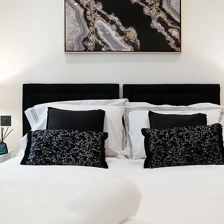Battersea 2br Flat - Gym, Balcony, Parking, Great Location - Long Welcome London