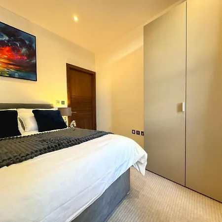 2bd Luxurious Holborn
