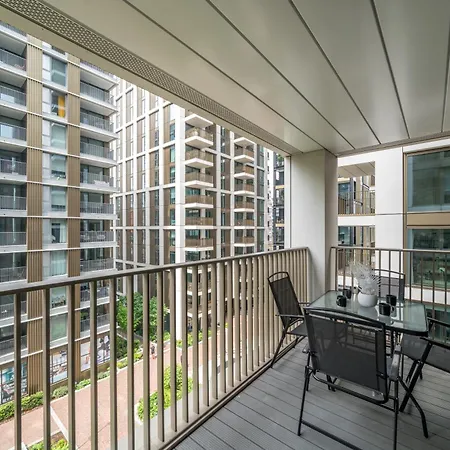 Battersea 2br Flat - Gym, Balcony, Parking, Great Location - Long Welcome Apartment