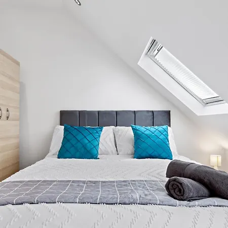 Apartamento Bright 4br 2ba Gem In Wembley - Sleeps 8 Harrow