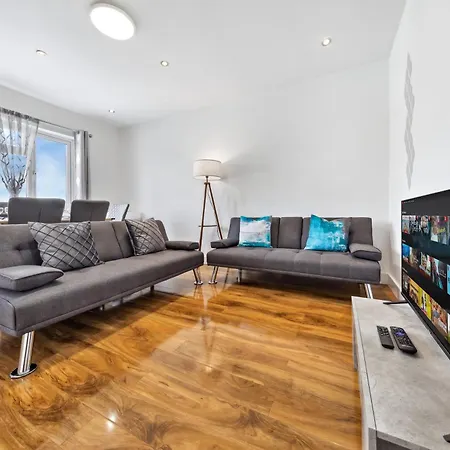 Bright 4br 2ba Gem In Wembley - Sleeps 8 Apartamento Harrow