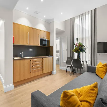 Cleveland Residences Russell Square *
