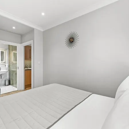 Cleveland Residences Russell Square * Лондон