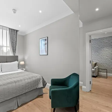 Апартаменты Cleveland Residences Russell Square *