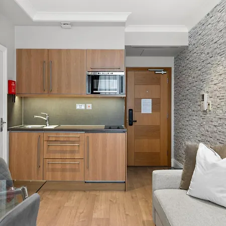 Апартаменты Cleveland Residences Russell Square Лондон