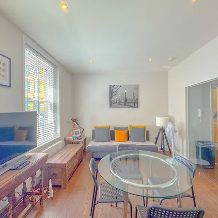 Pass The Keys Stylish 1 Bed Soho Flat Apartment